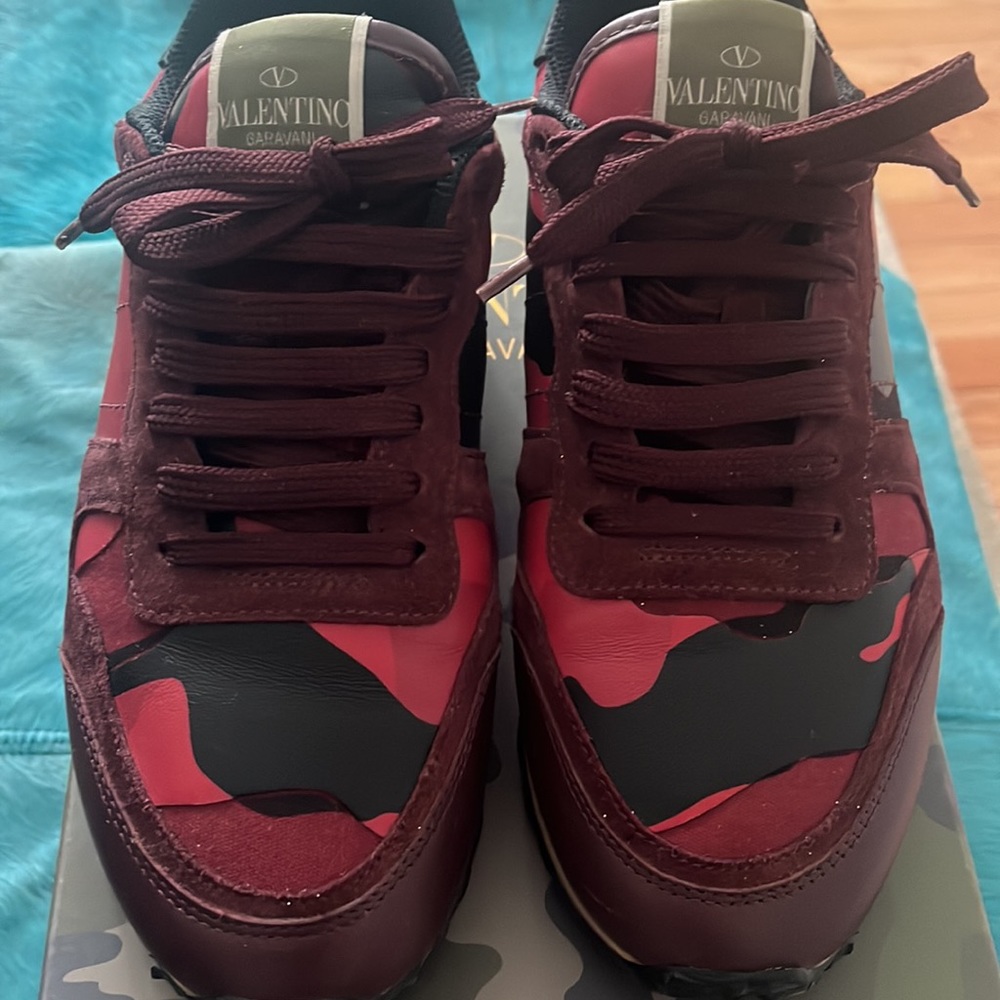 Valentino Sneakers - Picture 2 of 14